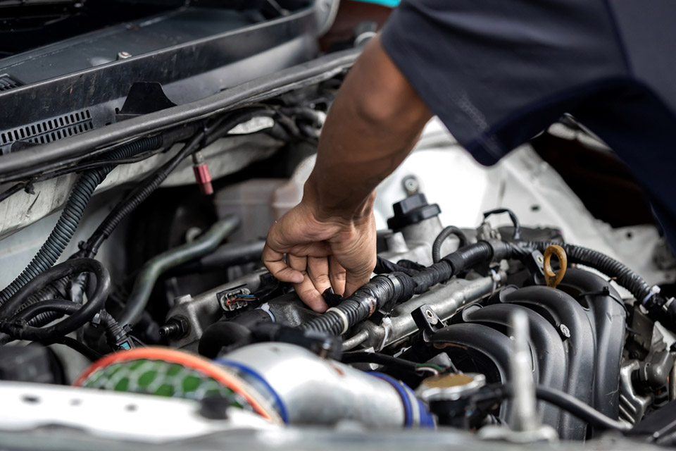 Décrassement moteur véhicule